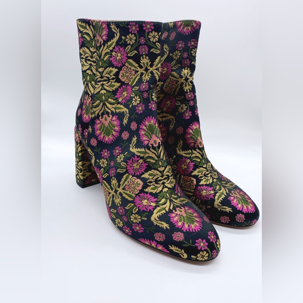 Lewit NWOT Stacked Heel Brocade Booties